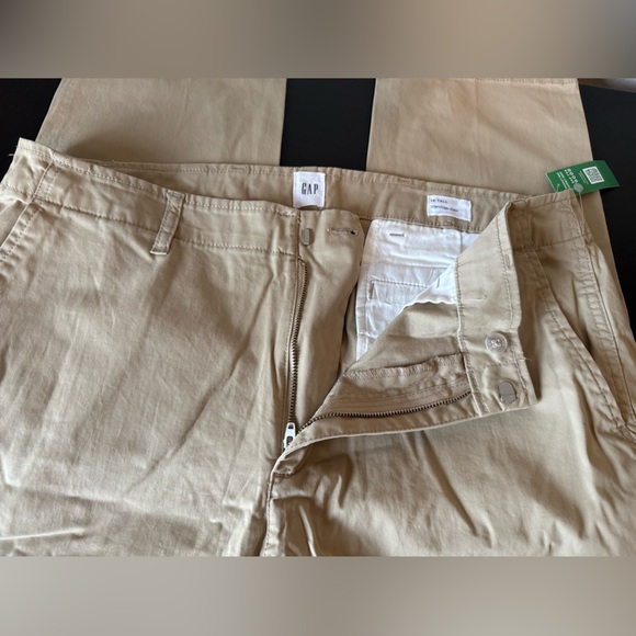 GAP Downtown Khaki Straight Leg Pants -Sz 16 - Picture 2 of 8